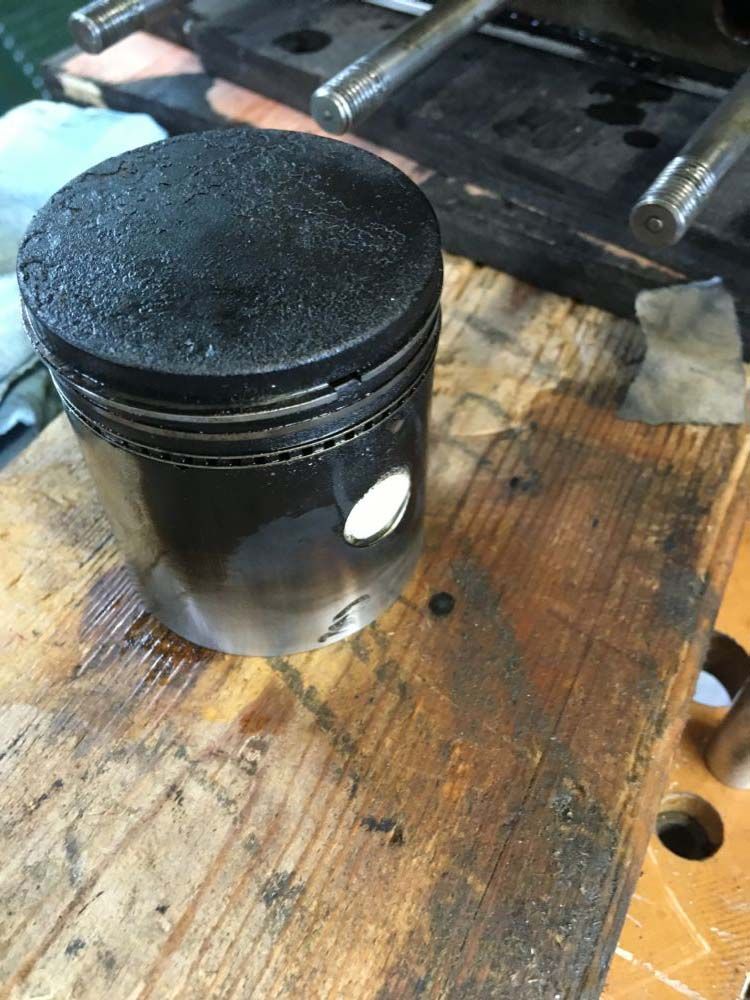 Triple M Register Forums Removing carbon from pistons